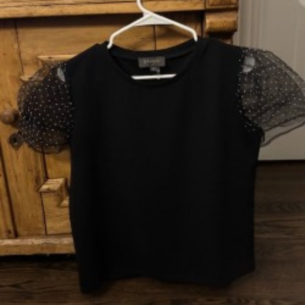 Gracia Black Puff Sleeve Top